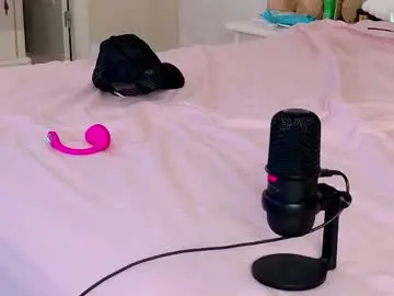 Chaturbate Nude Webcam of bitefromtemptation