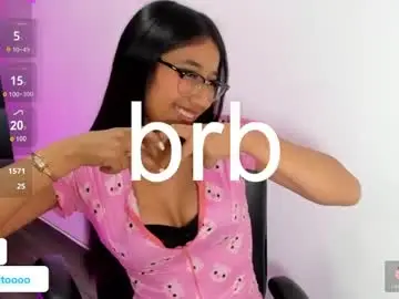 Chaturbate Live Sex Cam of kyy_isa