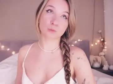 Chaturbate Watch Live Sex Cams of saintaly