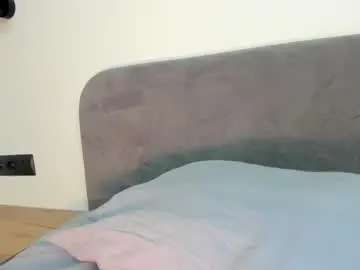 Chaturbate Live Sex Cam of sexy__lizzy__