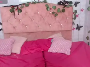 Chaturbate Live Sex Cam of valerie_sweett_doll