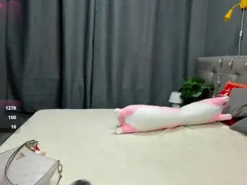 Chaturbate Live Sex Cam of alexisl0ve