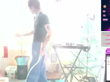 Chaturbate Live Sex Cam of badeyes_crazylilgoat