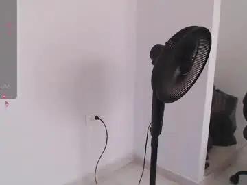 Chaturbate Watch Live Sex Cams of blumbum