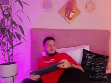 Chaturbate Free Porn Cam of andysmiitth