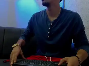 Chaturbate Watch Live Sex Cams of prince_arthur77
