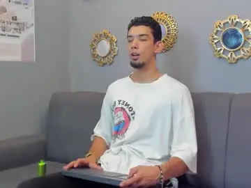 Chaturbate Adult Video Chat of prince_arthur77