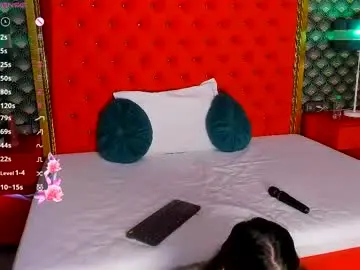 Chaturbate Live Sex Cam of valleriejonnes