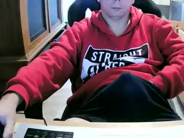 Chaturbate Live Sex Cam of cuteboy090