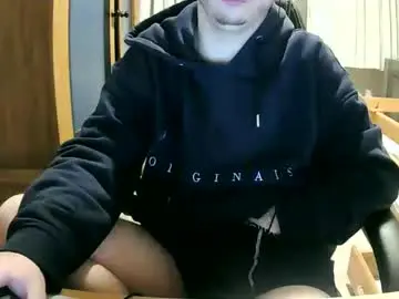 Chaturbate Best live sex cam show of cuteboy090