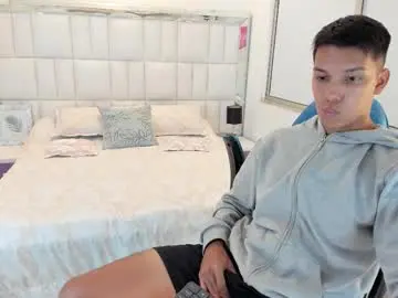Chaturbate Adult Webcams of edwin_blaz