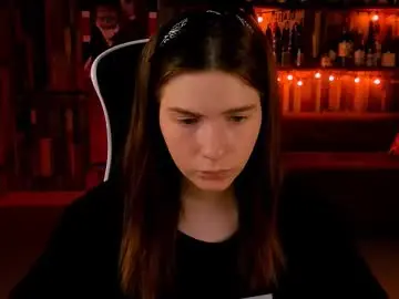 Chaturbate Nude Webcam of aliceinredsquare