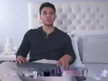 Chaturbate Adult Webcam of noahavery_