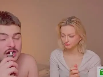 Chaturbate Live Sex Cam of your_molly_mark