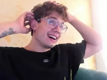 Chaturbate Live Sex Cam of matthewfire1