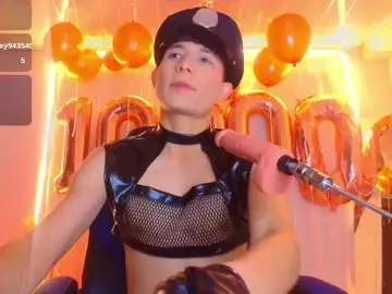 Chaturbate Live Sex Cam of bryam_hot