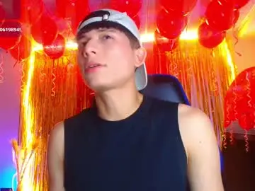 Chaturbate Free Live Porn of bryam_hot