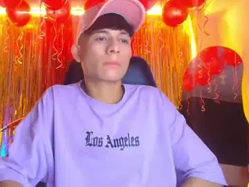 Chaturbate Live Porn of bryam_hot