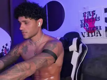 Chaturbate Live Porn of alessandro_vanni