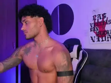 Chaturbate Live Sex Cam of alessandro_vanni