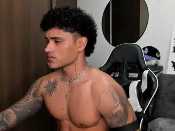 Chaturbate Live Sex Cam of alessandro_vanni