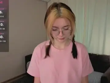 Chaturbate Live Sex Cam of gail_williams