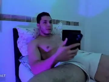 Chaturbate Best live sex cam show of max_valiant1