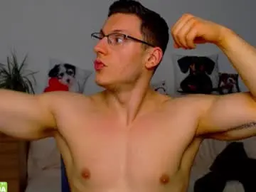 Chaturbate Adult Video Chat of zeinmiracles