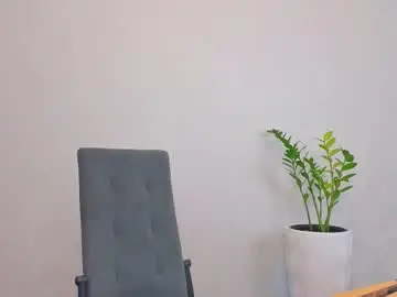Chaturbate Best live sex cam show of lovlybambi