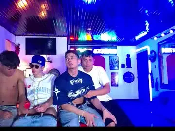 Chaturbate Adult Video Chat of crismens