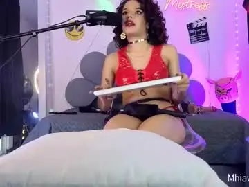 Chaturbate Free Live Porn of mhiacorleone