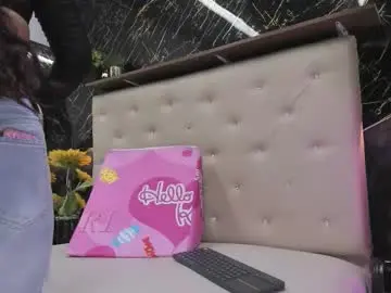 Chaturbate Free Live Porn of samantha_colins___