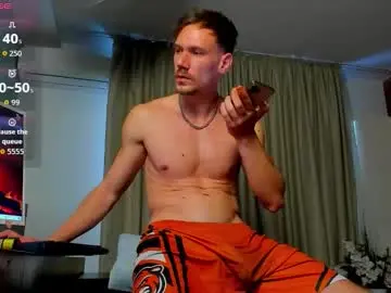 Chaturbate Live Sex Cam of mateobenjamin