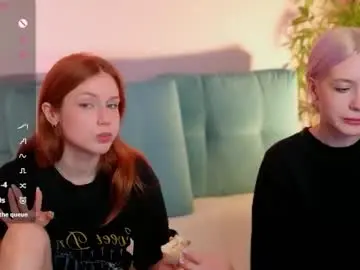 Chaturbate Live Sex Cam of nanami_v02