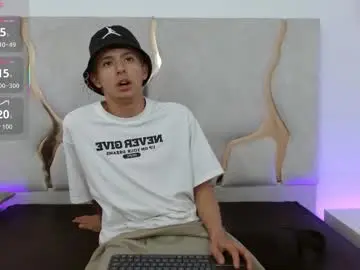 Chaturbate Adult Webcam of rooy_tay