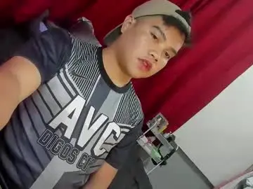 Chaturbate Nude Webcam of frostbite_69