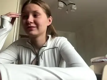 Chaturbate Watch Live Sex Cams of lucindascercy