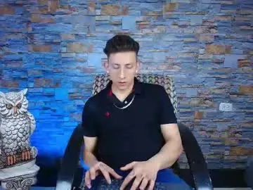 Chaturbate Live Sex of maykol_victoria