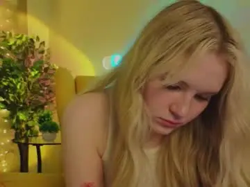 Chaturbate Free Porn Cam of lorettacarnley