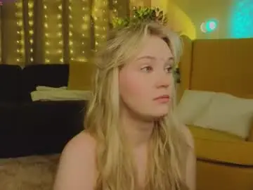 Chaturbate Adult Webcams of lorettacarnley