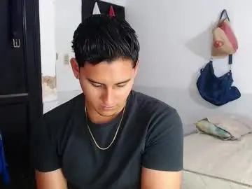 Chaturbate Watch Live Sex Cams of kam_and_friends