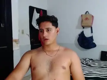 Chaturbate Live Sex of kam_and_friends