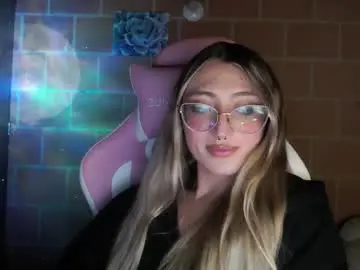 Chaturbate Nude Webcam of andrea_camila