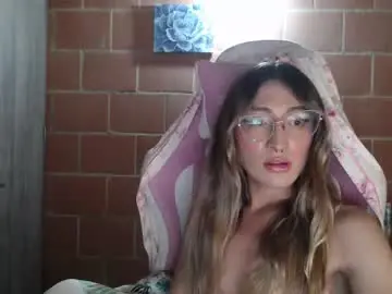 Chaturbate Best live sex cam show of andrea_camila