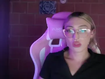 Chaturbate Free Porn Cam of andrea_camila