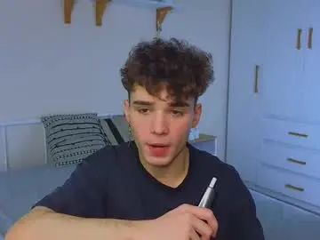 Chaturbate Best live sex cam show of boicute