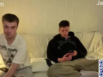 Chaturbate Live Sex Cam of boicute