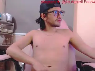 Chaturbate Sex Cam of sweet_daniell