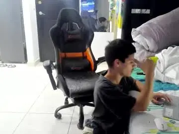 Chaturbate Sex Cam of tommy_carlos