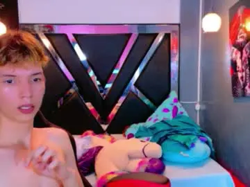 Chaturbate Live Sex Cam of liam_green1